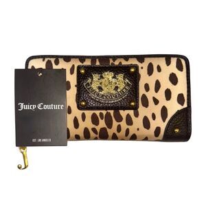 Juicy Couture Cheetah Print Velour & Black Faux Leather Daydreamer L. Z/A Wallet